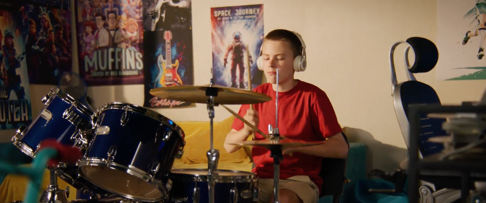 La batterie pour les enfants : comment bien débuter et s’amuser