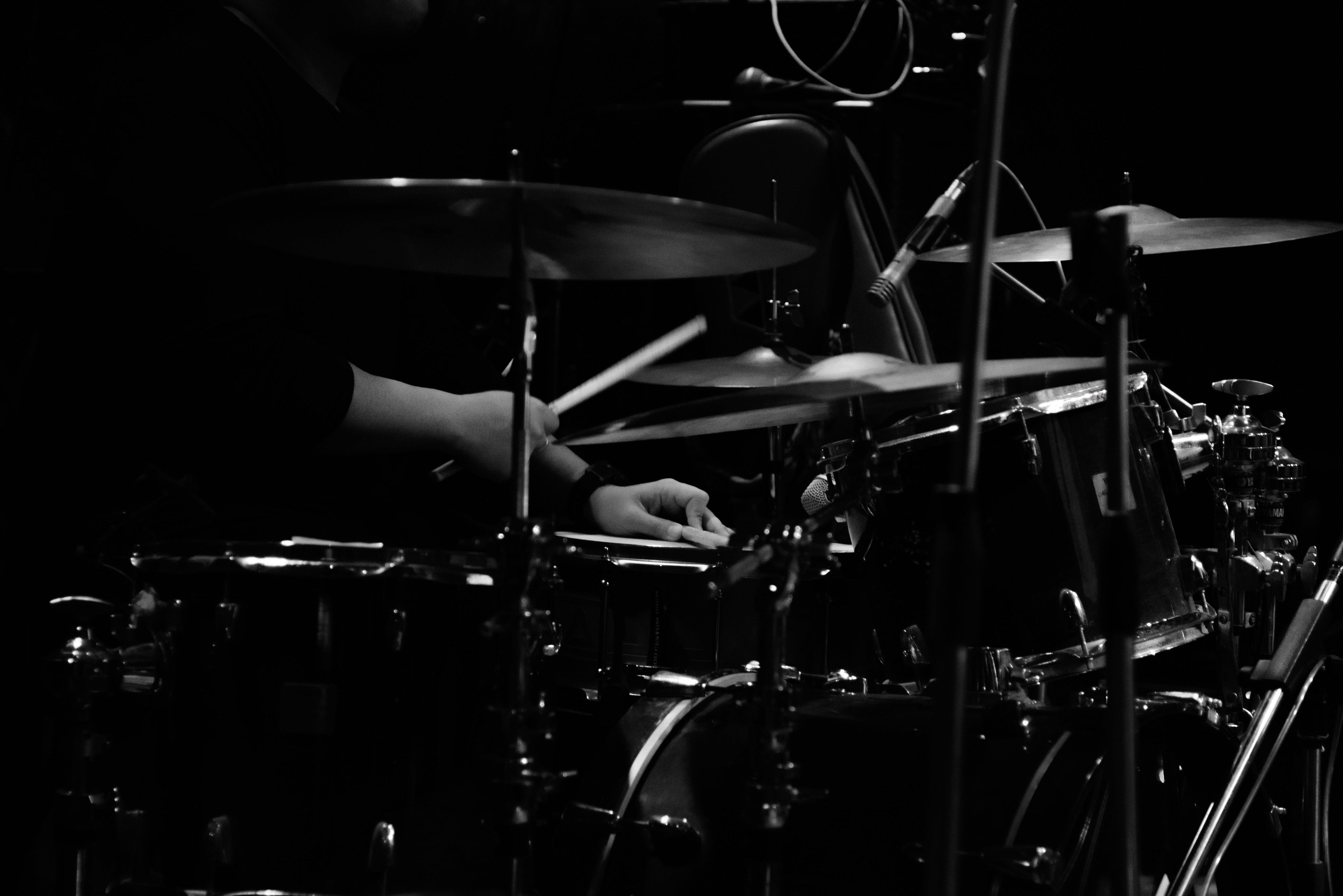 Jouer du jazz : quelles baguettes pour le toucher feutré ?